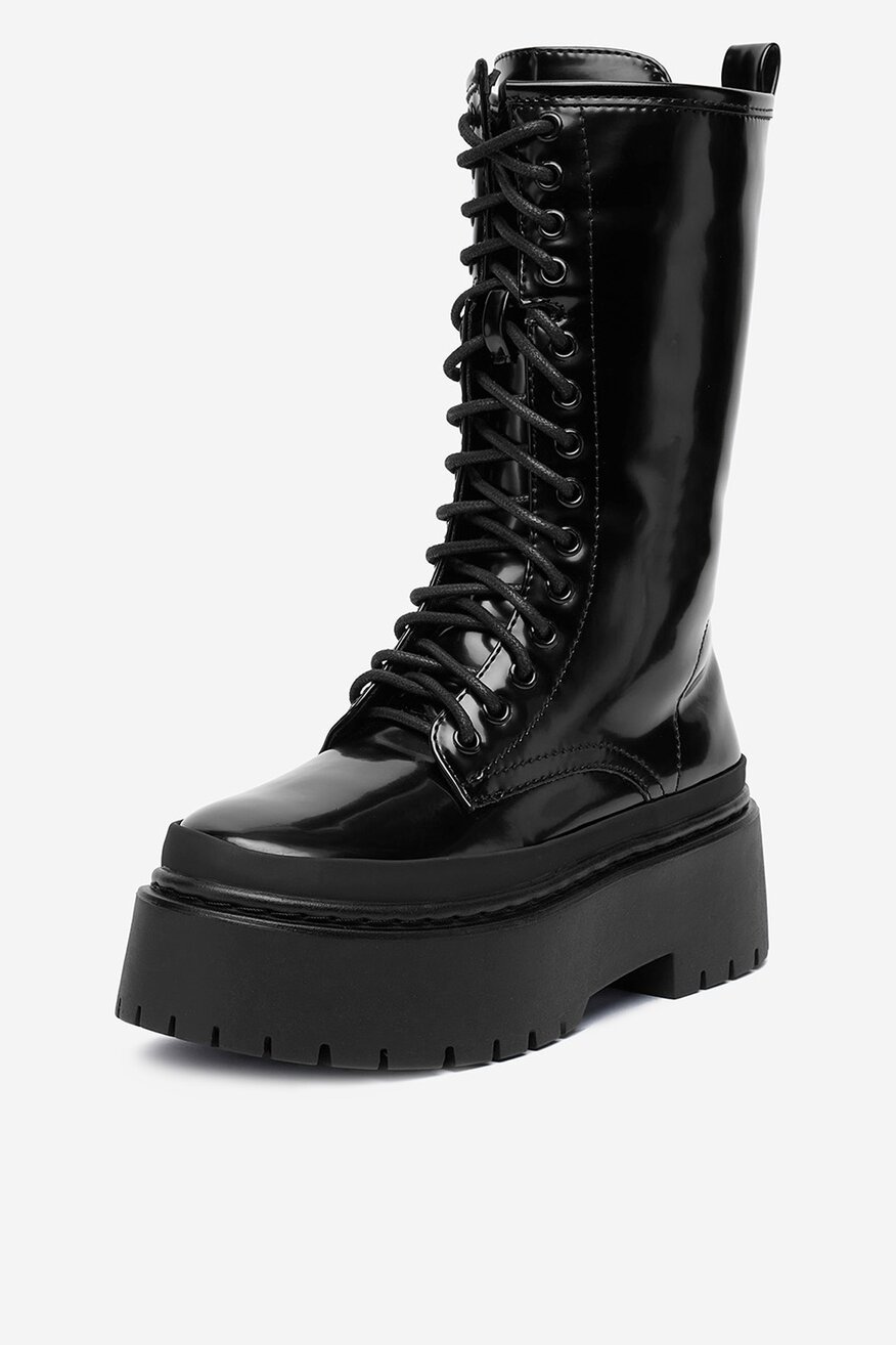 
                Боти DeeZee ЧЕРЕН - 5904410905397