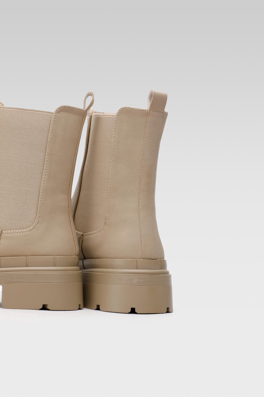 
                Jenny Fairy - Botki z gumowymi klinami - 5904862191225