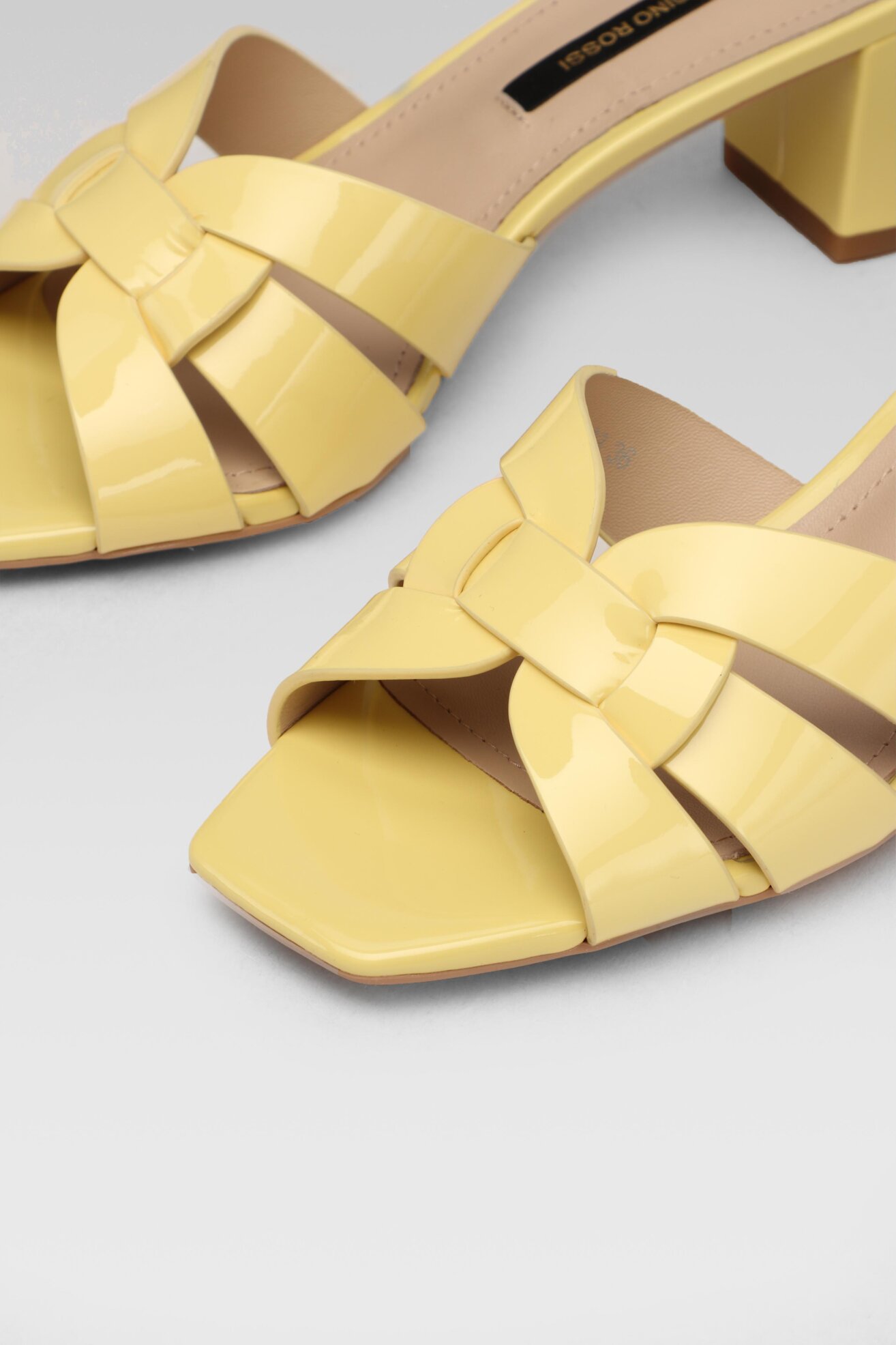 Klapki Gino Rossi V614-03 Żółty