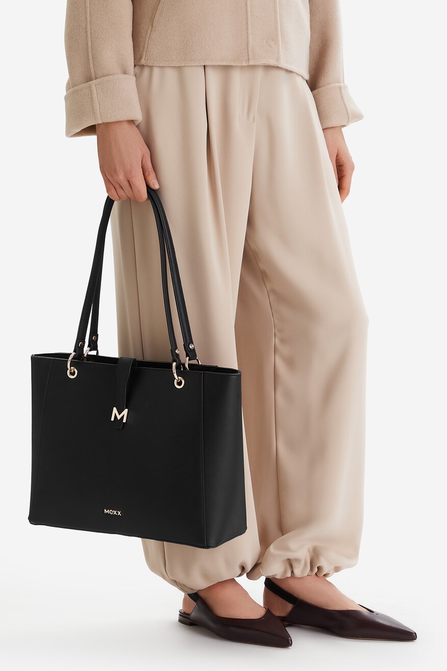 
                Дамска чанта Mexx ЧЕРЕН - 5906751554654