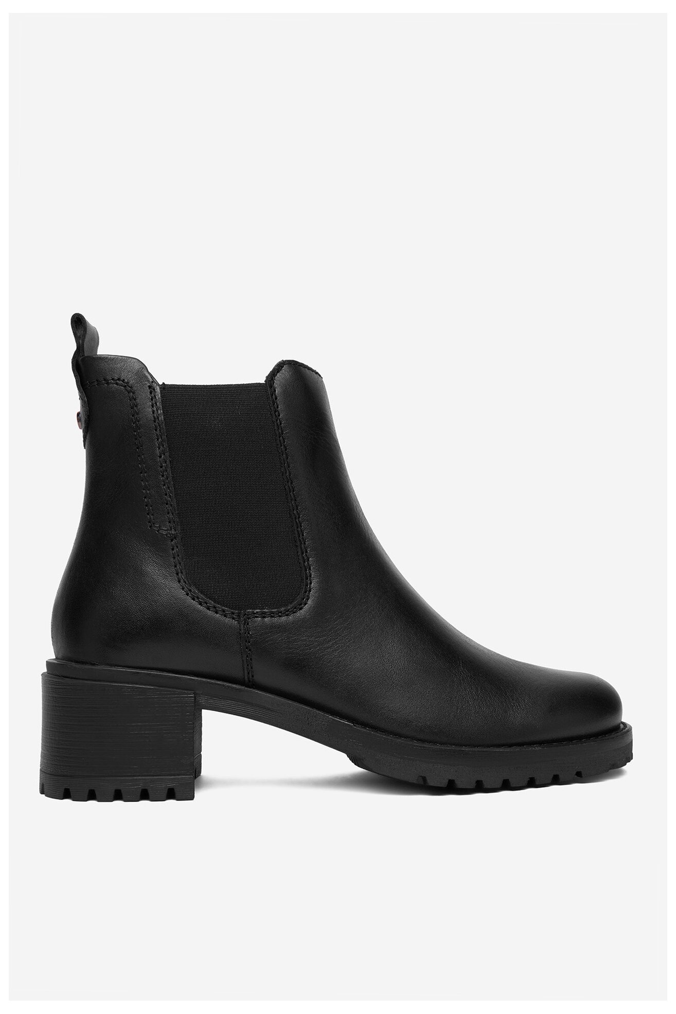 Kratke čizme Lasocki CEO-WI23-TR24-02 CRNA