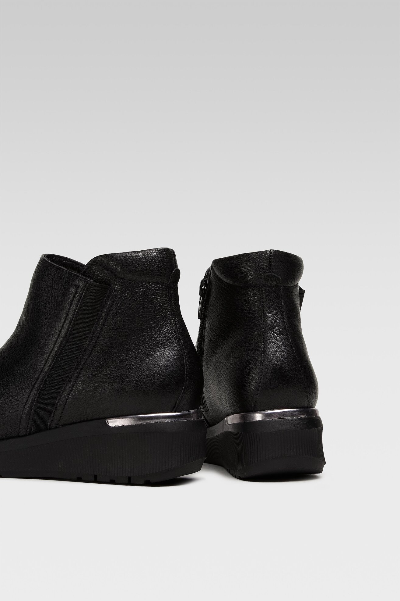 Botki Go Soft WB-SASHA-AW22-12 Czarny