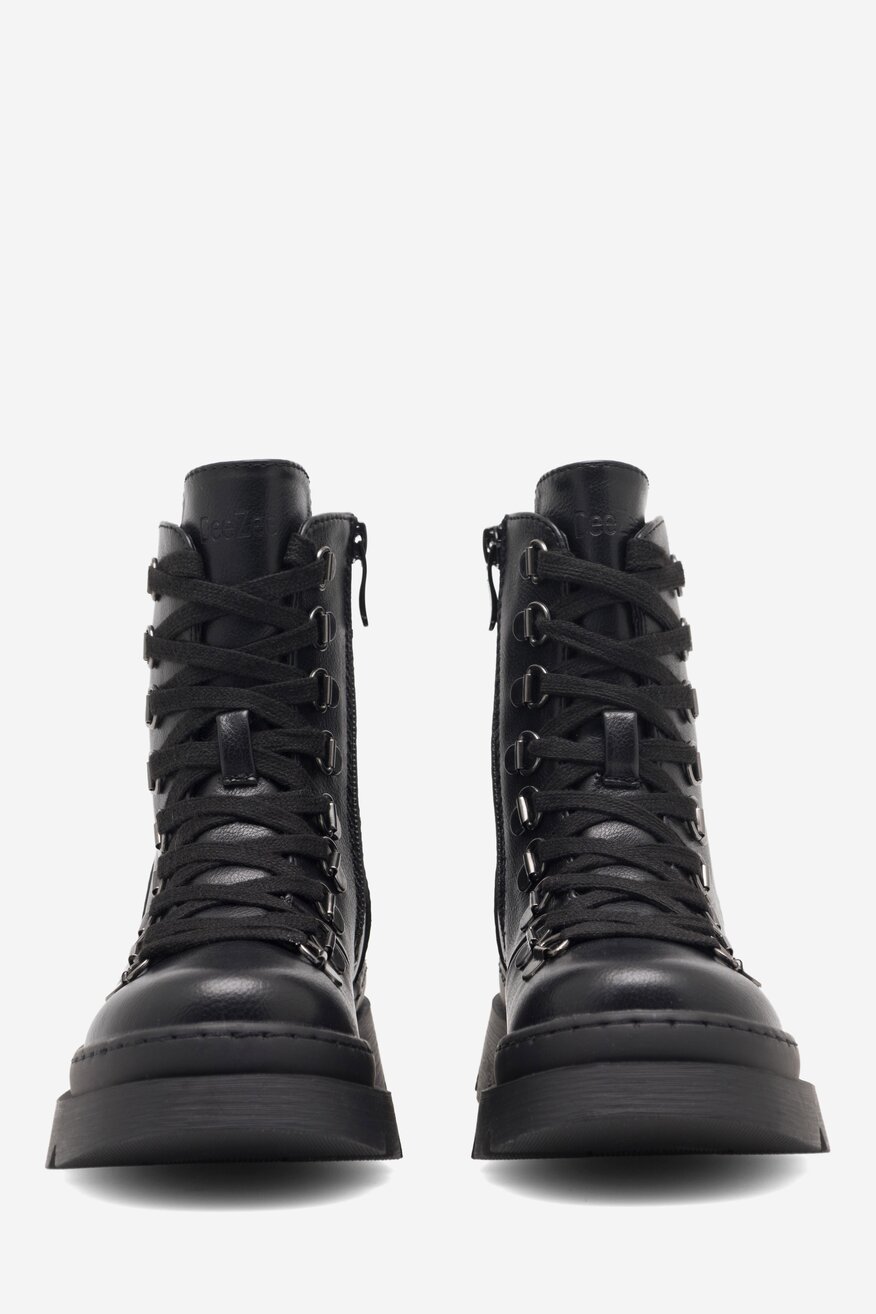 
                Bocanci DeeZee NEGRU - 5905588127215