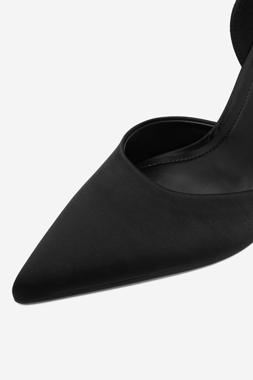 
                Туфлі-Човники NINE WEST ЧОРНИЙ - 5907964520870