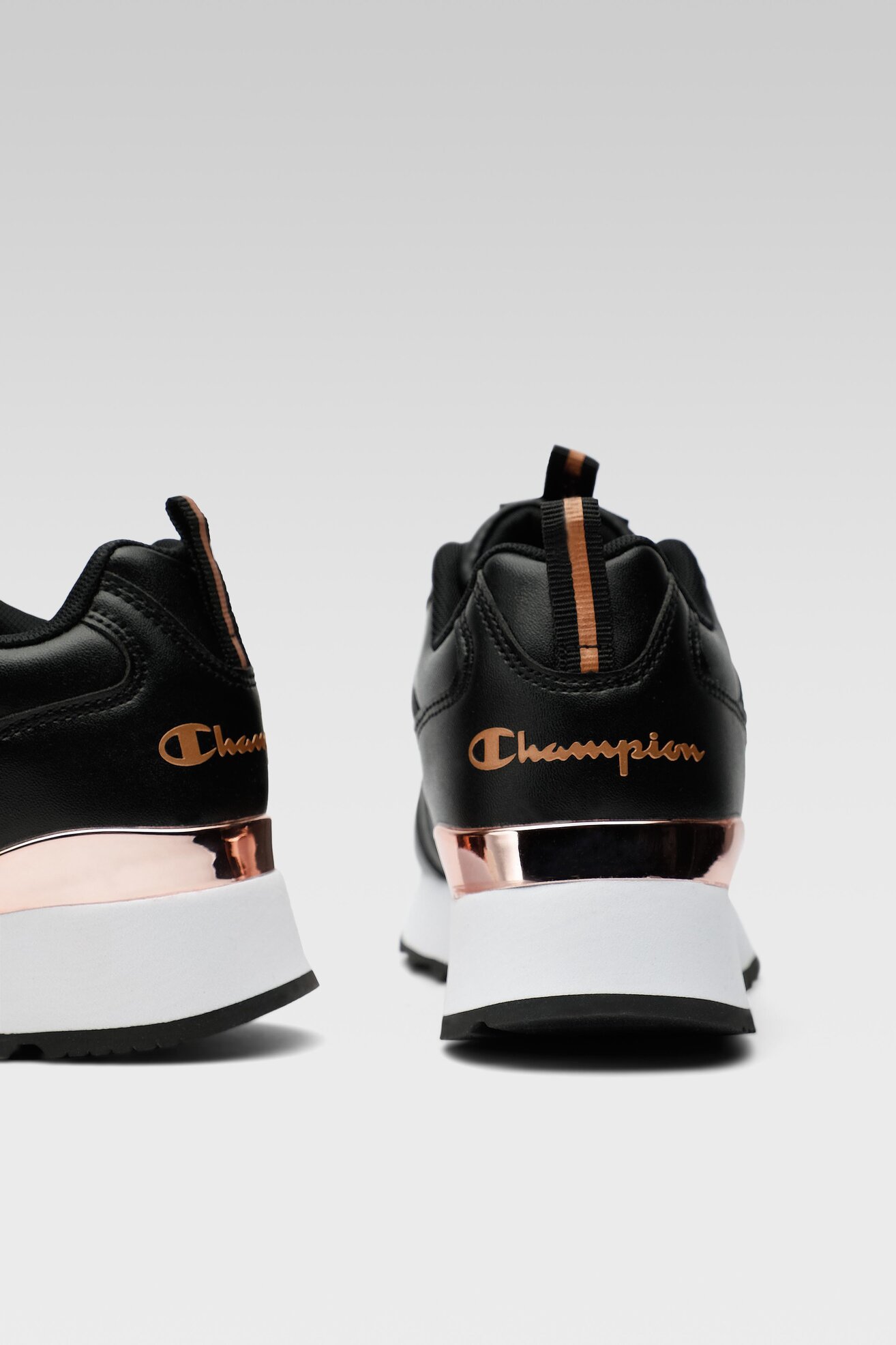 Obuwie sportowe Champion RR CHAMP PLATFORM S11489-KK003 Czarny