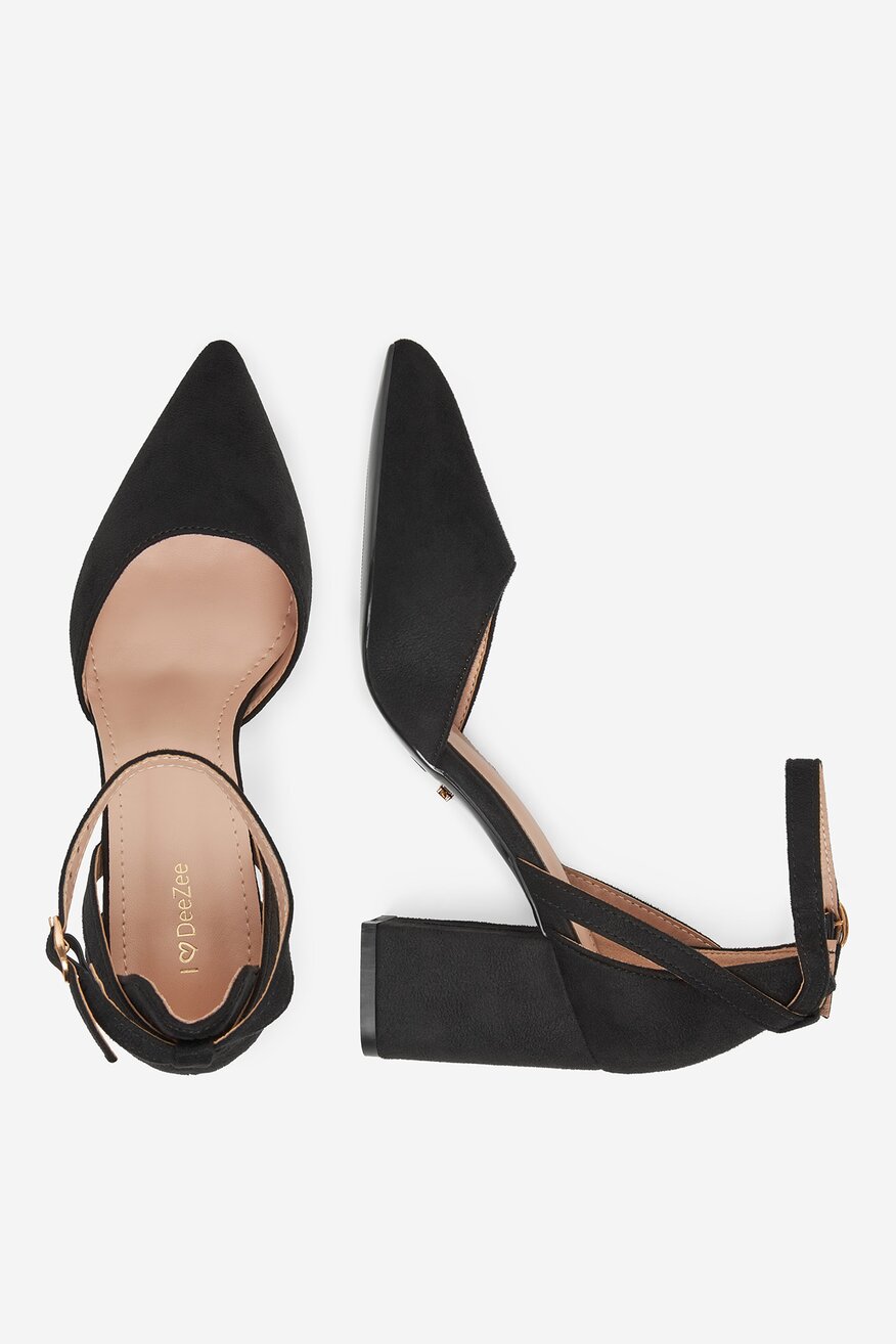 
                Körömcipő DeeZee FEKETE - 5906751079393