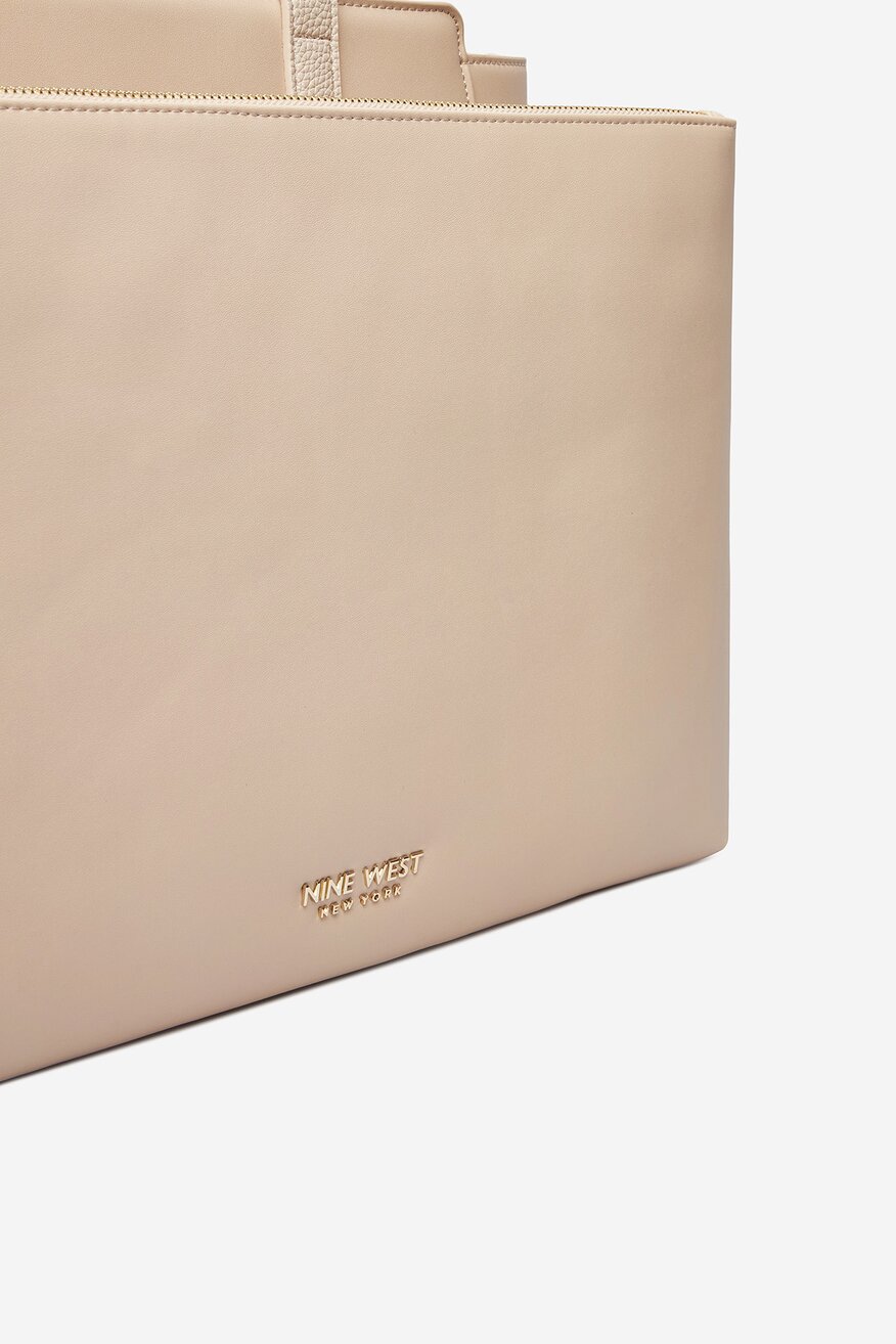 
                Дамска чанта NINE WEST БЕЖОВ - 5906751397077