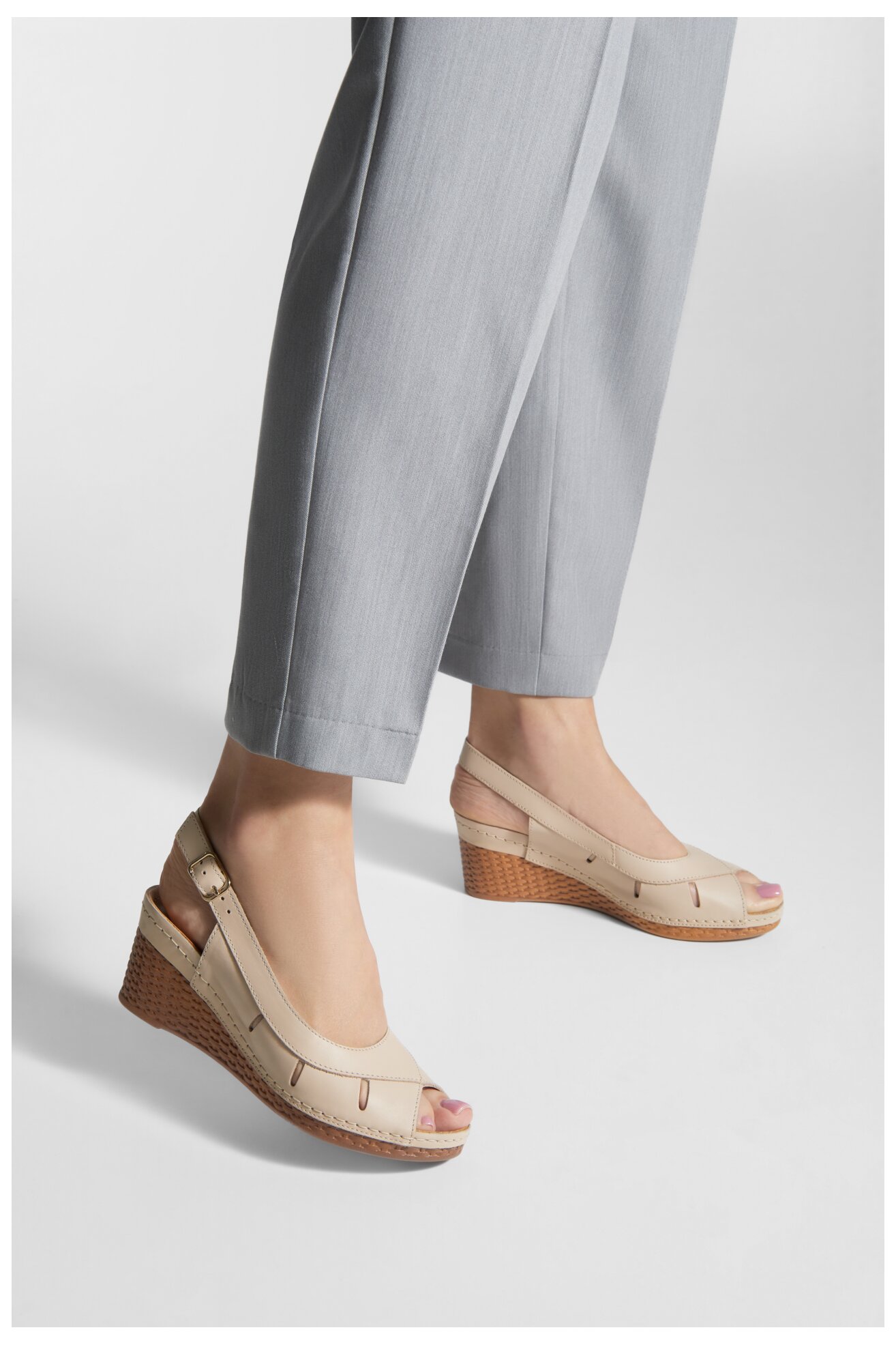 Szandál Lasocki ARC-N1890-02 BÉZS