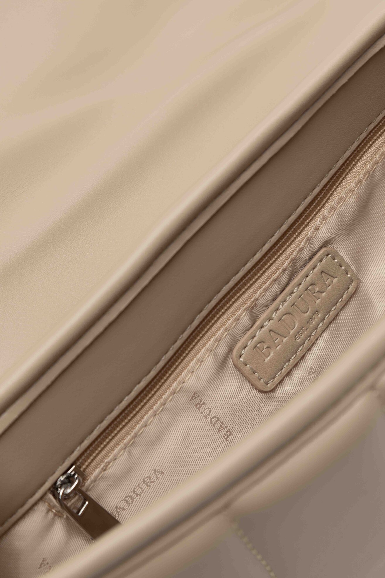 Kézitáska Badura JIAO-CS10103 BÉZS