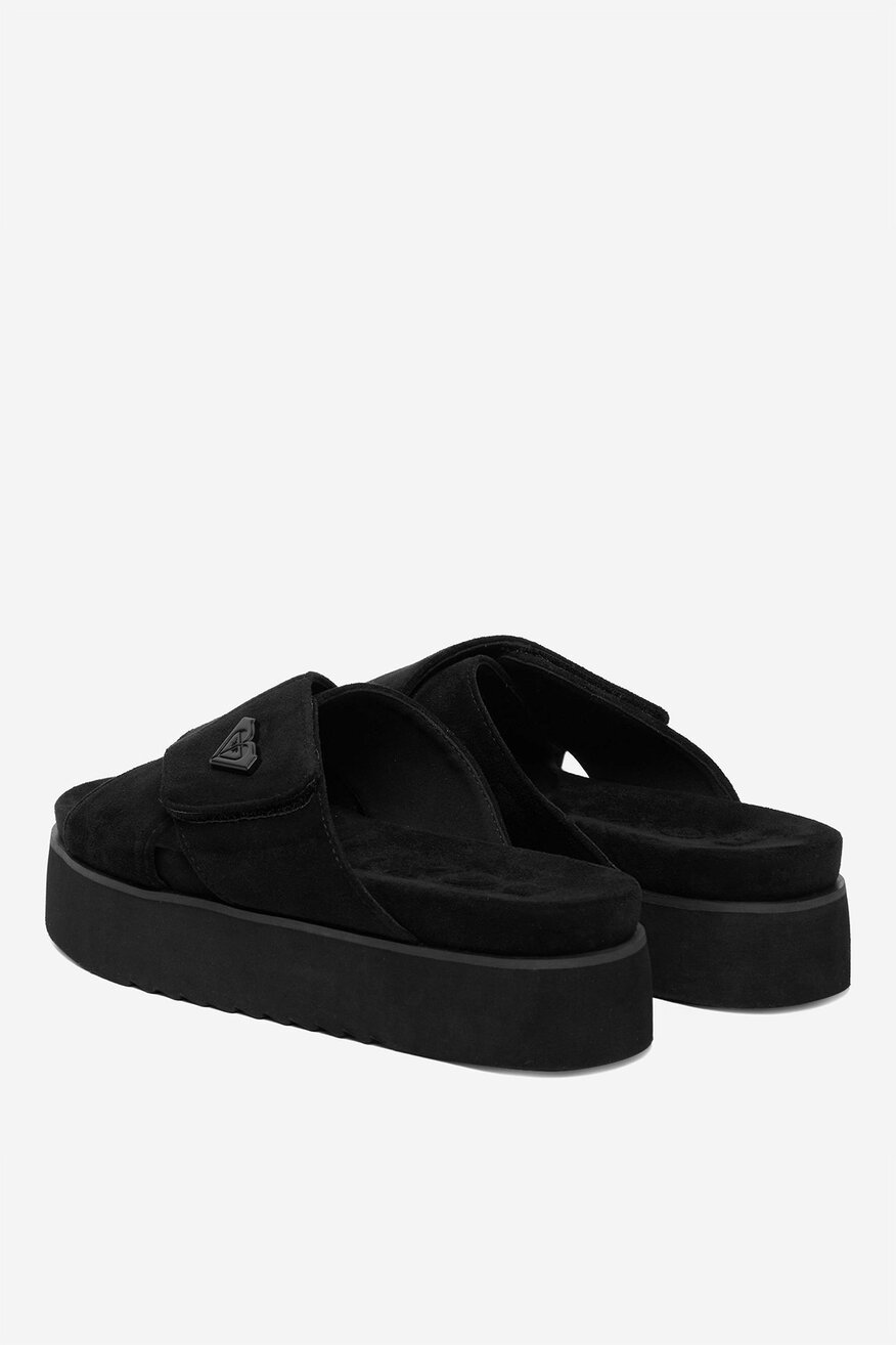 
                Шльопанець ROXY ЧОРНИЙ - 5906751731307