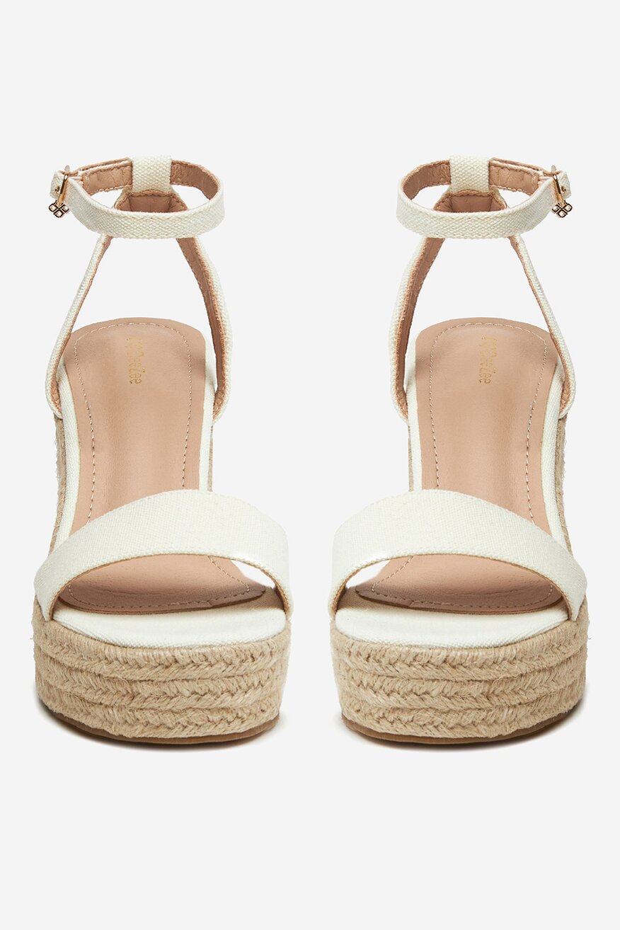 DeeZee - Sandały na koturnie - 5906751106402