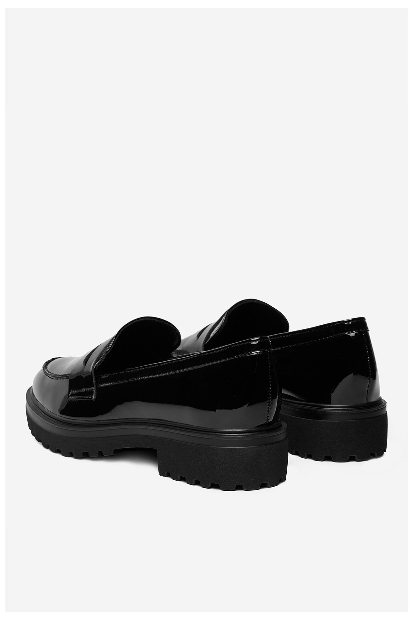 Mokaszin Jenny WYL3166-5 FEKETE