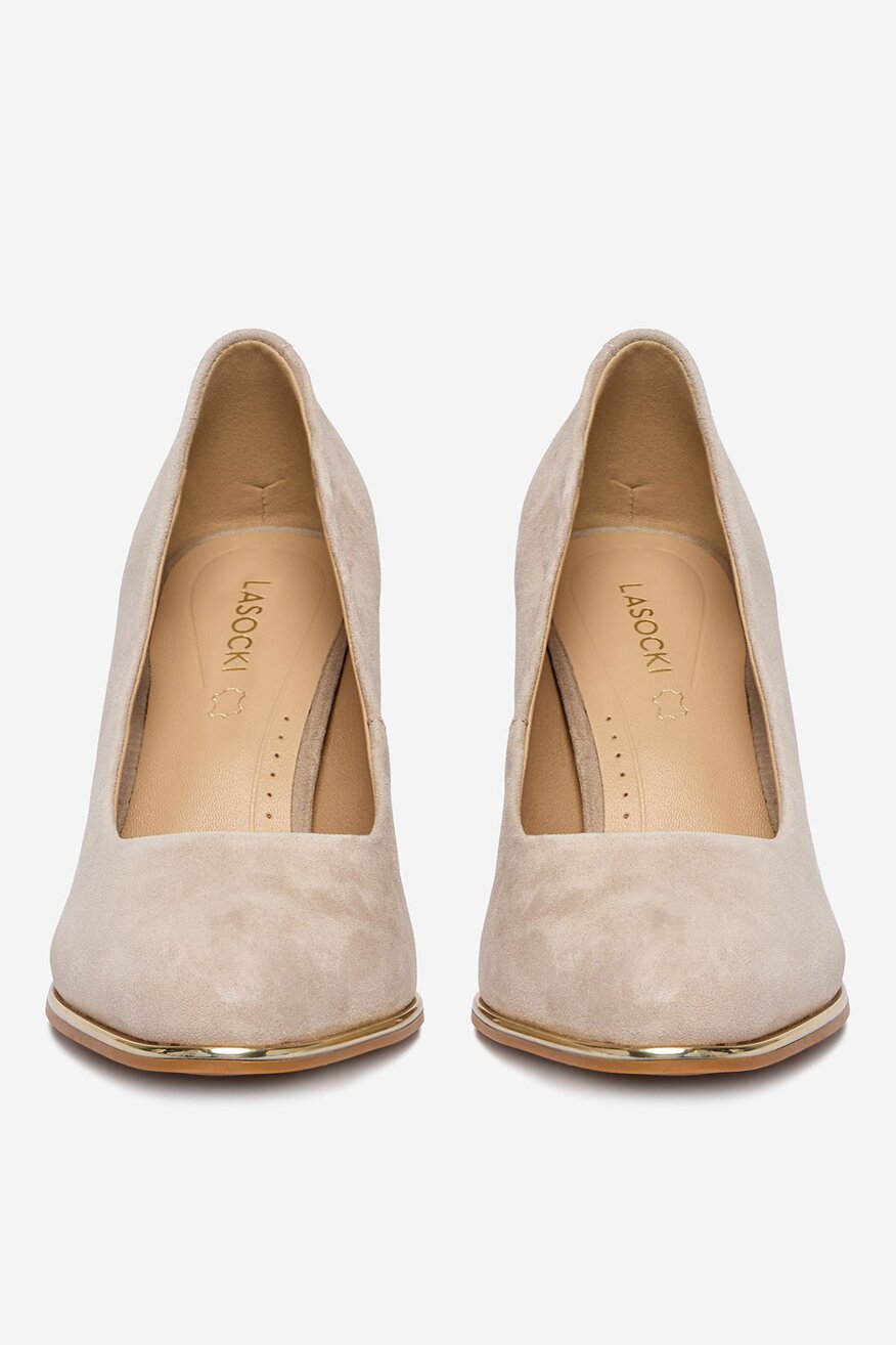 
                Körömcipő Lasocki BÉZS - 5906751725542