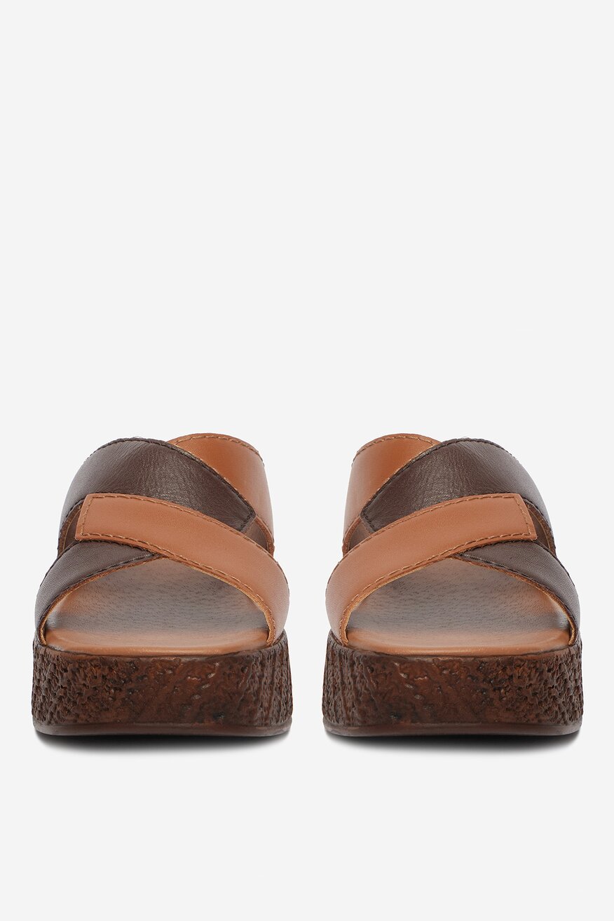 
                Lasocki - Klapki skórzane - 5906751796856