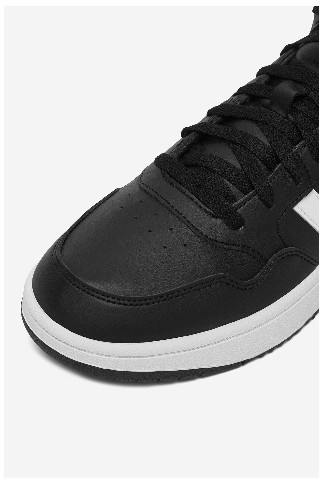 Obuwie sportowe adidas HOOPS 3.0 MID GW3020 Czarny