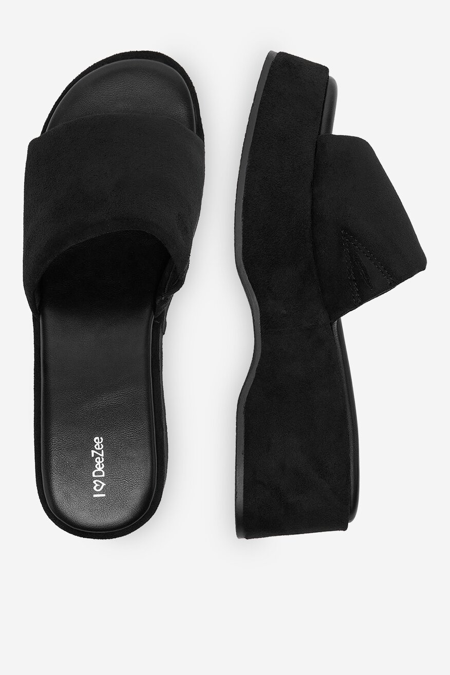 
                DeeZee - Klapki - 5906751839812