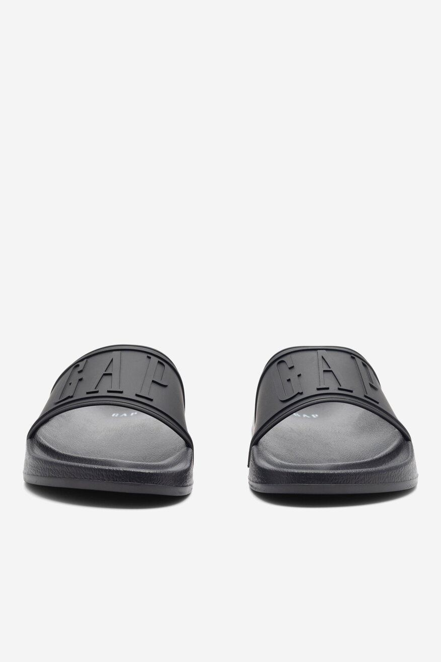 
                Шльопанець GAP ЧОРНИЙ - 2230042206278