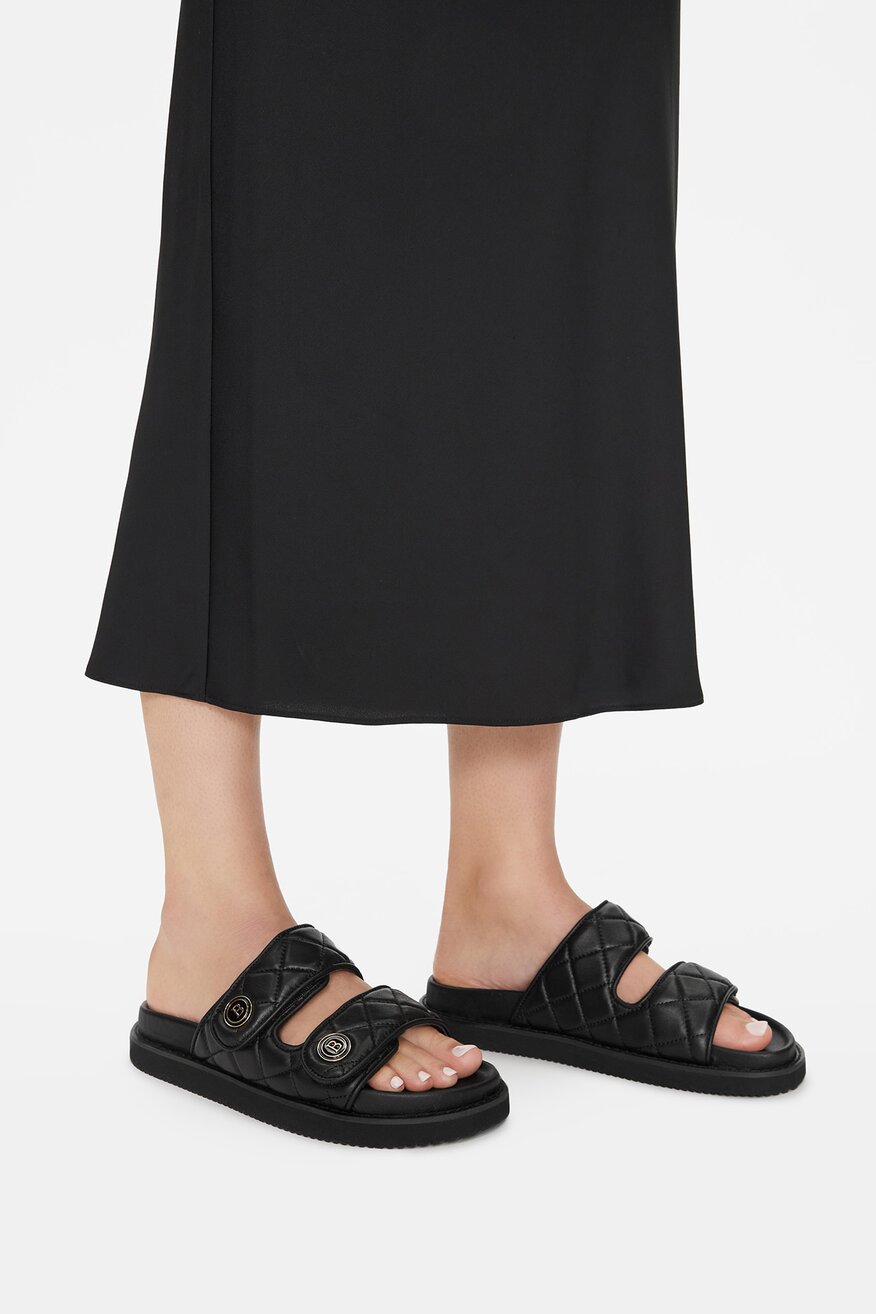 
                Badura - Klapki skórzane - 5904862713823