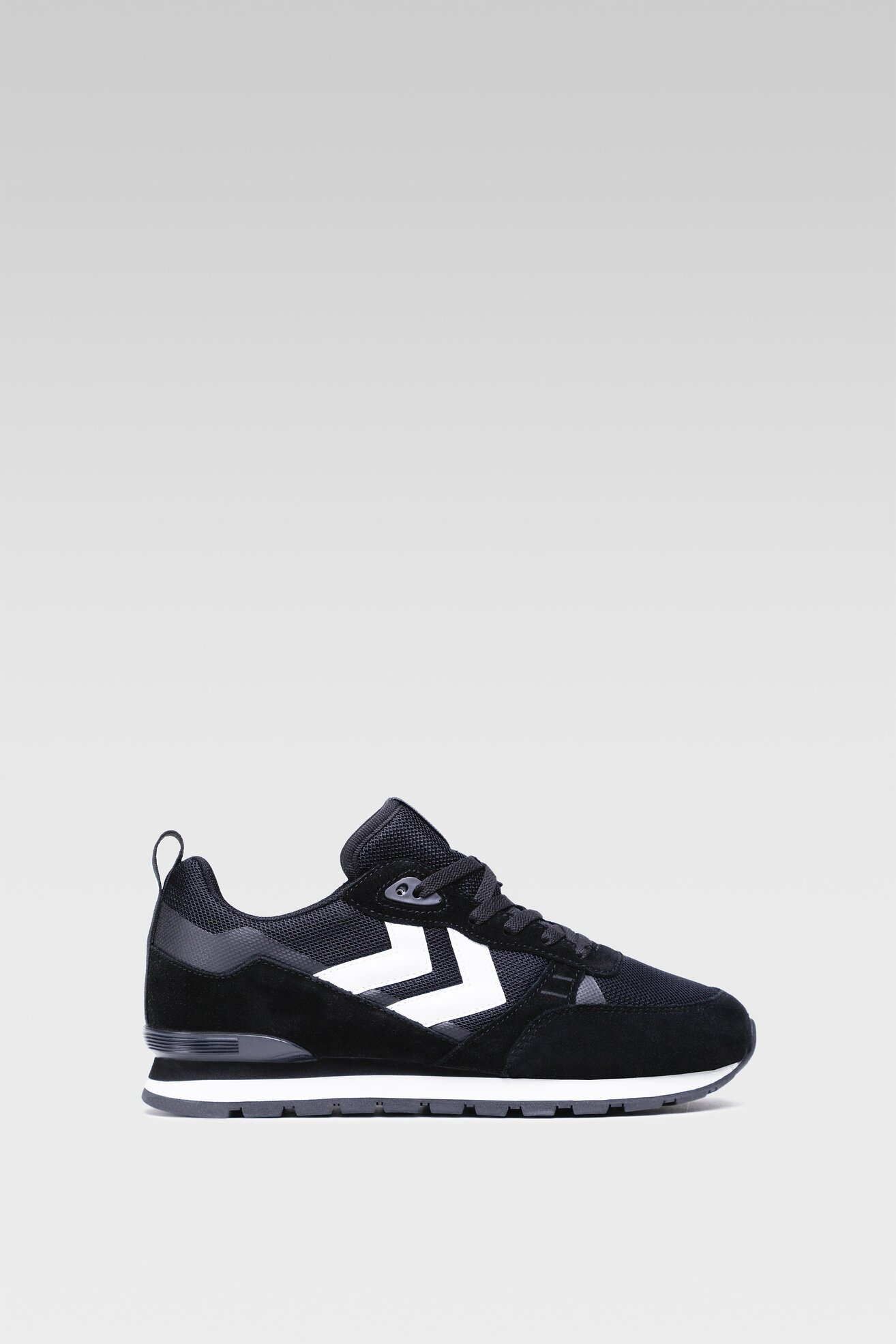 Obuwie sportowe Hummel THOR 212197-2114 Czarny