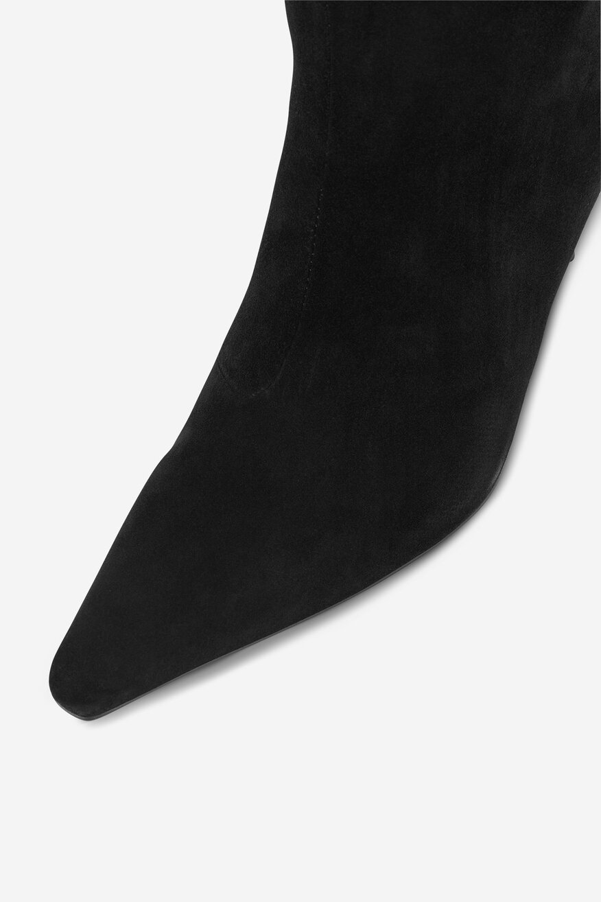 
                Ботуши Gino Rossi ЧЕРЕН - 5903419052330