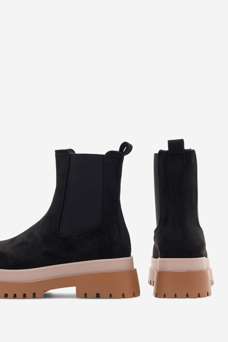 
                Боти Jenny Fairy ЧЕРЕН - 5905588155126