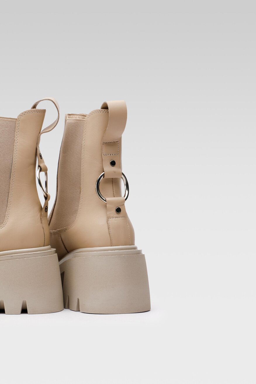 
                Badura - Skórzane botki beżowe - 5904862156811