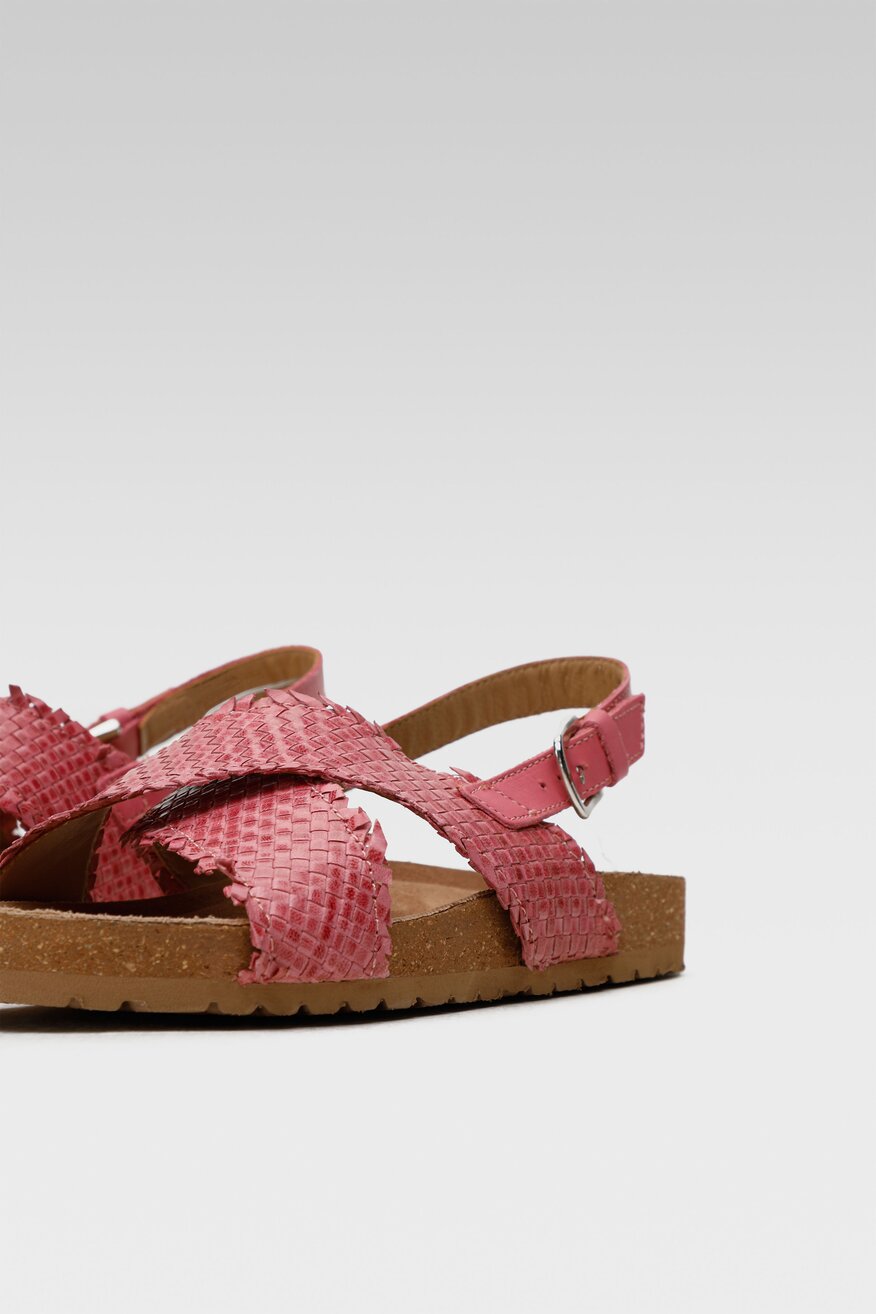 
                Lasocki - Skórzane sandały różowe - 5904248700676