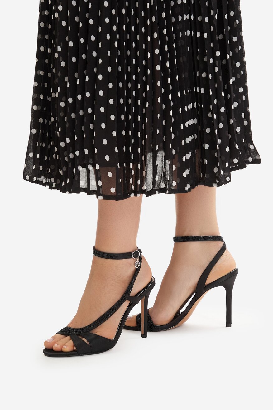 
                Сандалі NINE WEST ЧОРНИЙ - 5906751887943