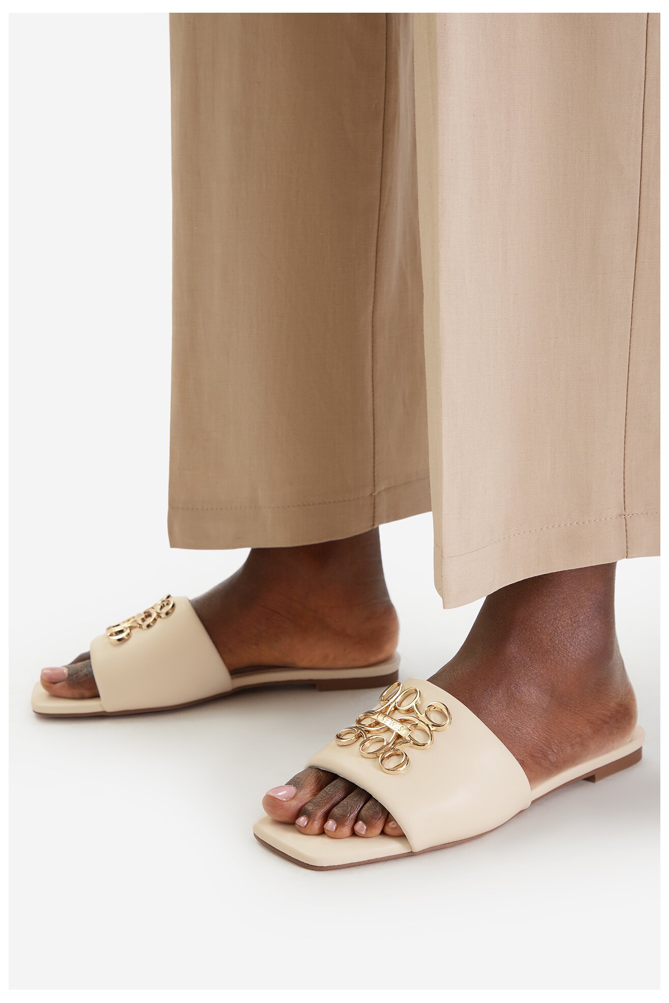 Klapki NINE WEST CEO-SMRL393663-02 Kremowy