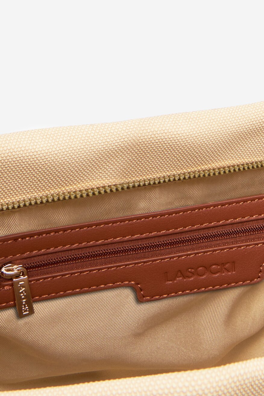 
                Kézitáska Lasocki CAMEL - 5906751039786
