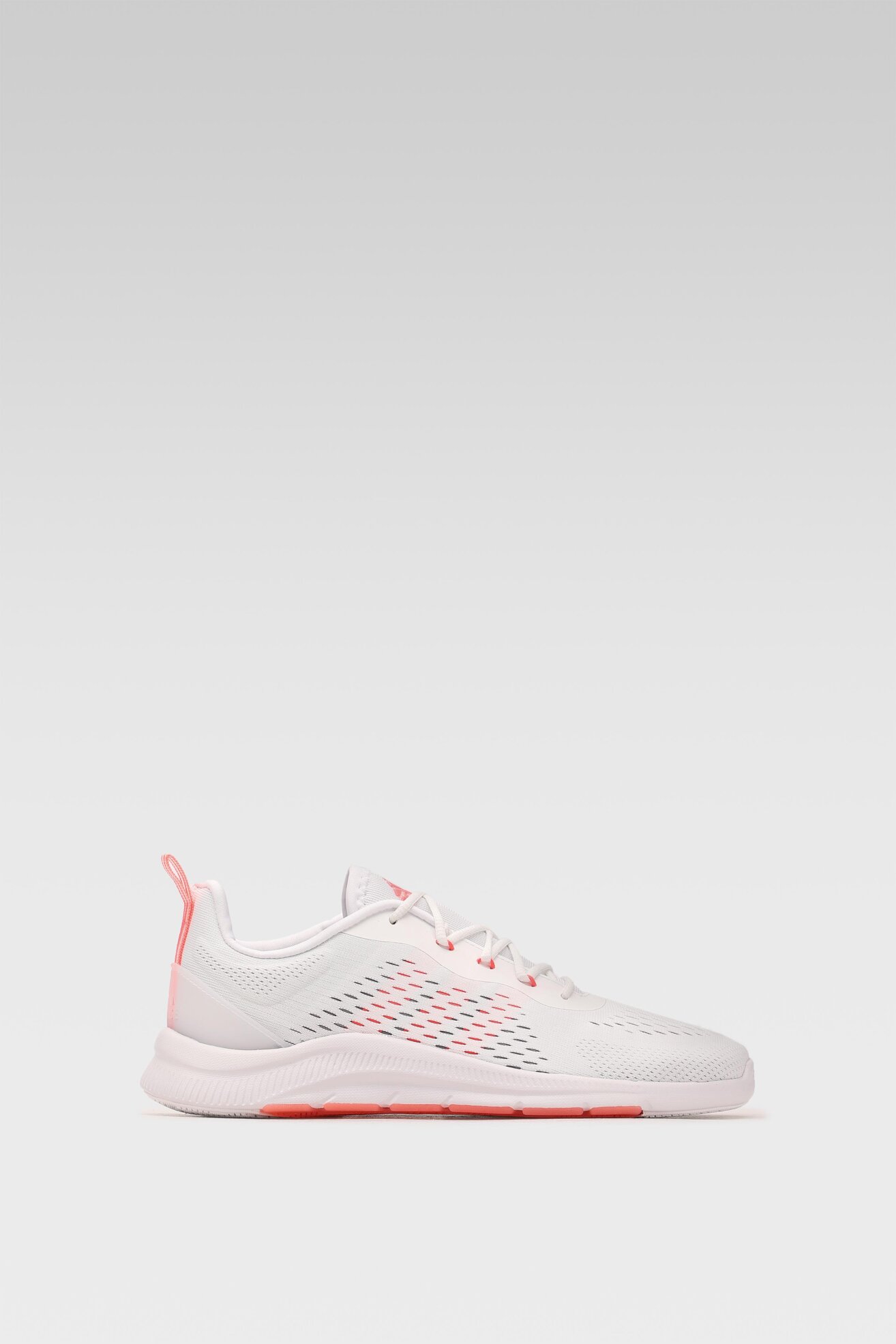 Obuwie sportowe adidas NOVAMOTION FW3256 Biały