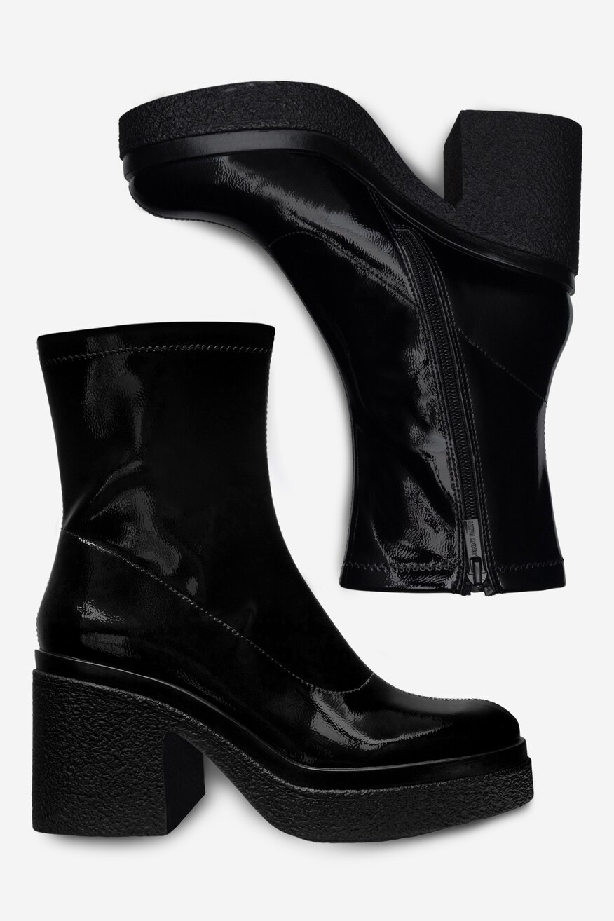 
                Jenny Fairy - Botki na słupku - 5905588092247