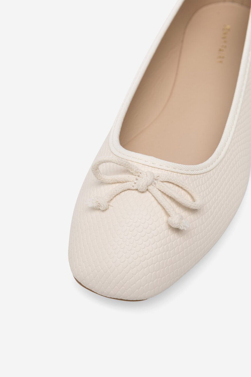 
                Балетки Jenny Fairy БЕЖЕВИЙ - 5905588487579