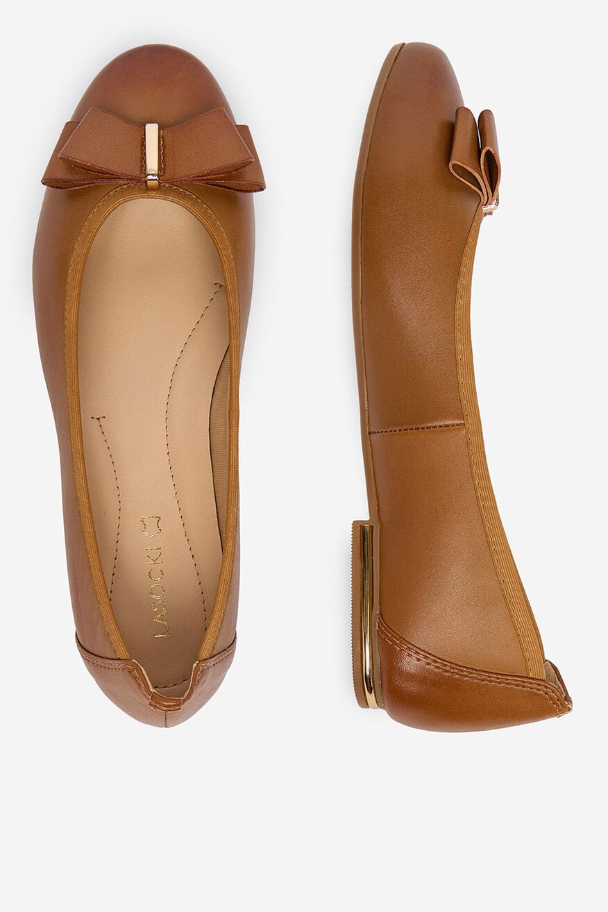 
                Lasocki - Baleriny skórzane - 5906751601068