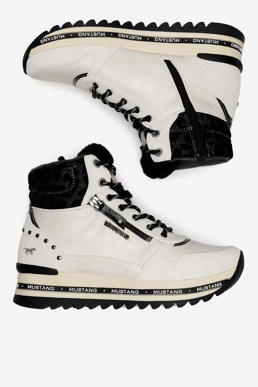 
                Боти Mustang БЯЛ - 5905588862802