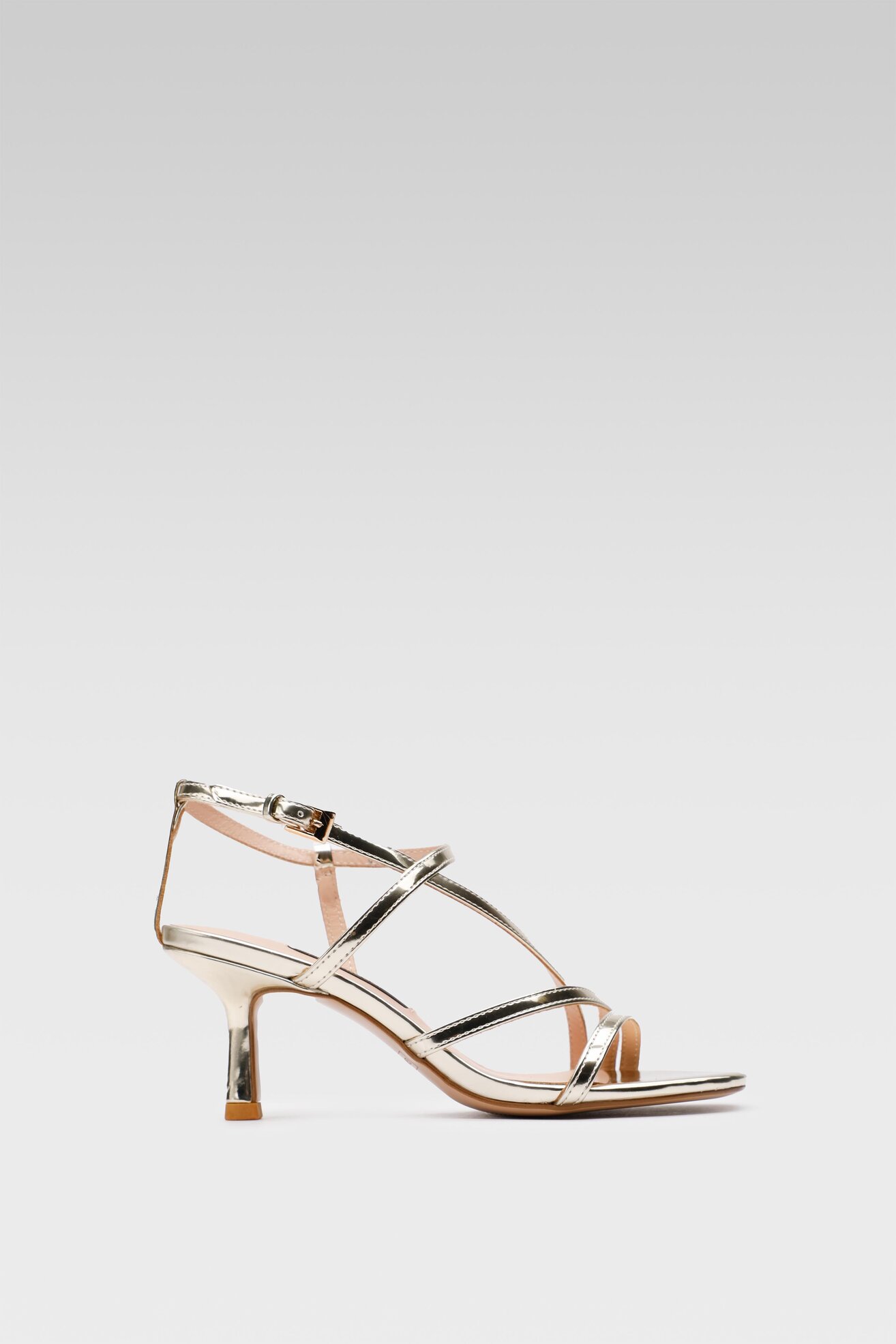 Sandały Gino Rossi V908-57-2 Złoty