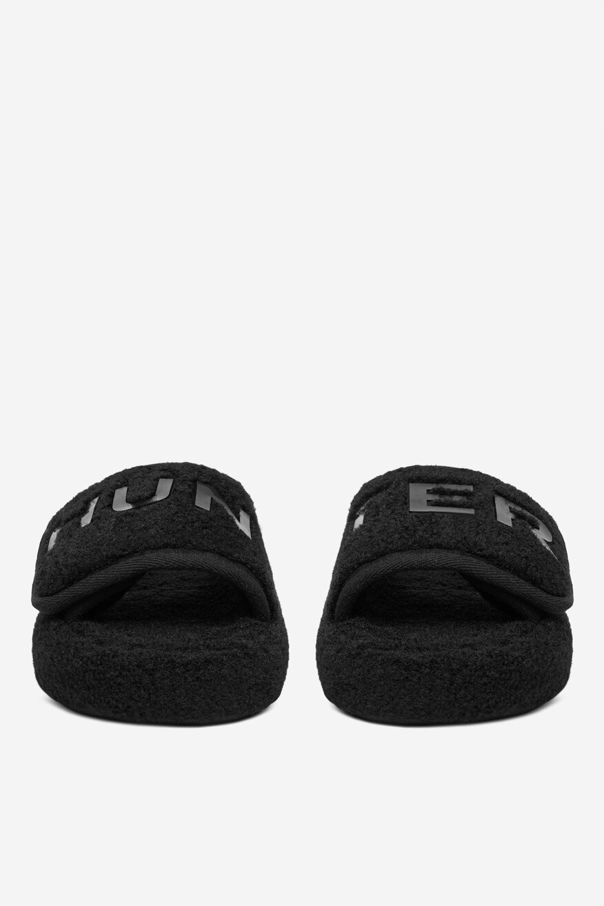 
                Papucs HUNTER FEKETE - 5906751553152