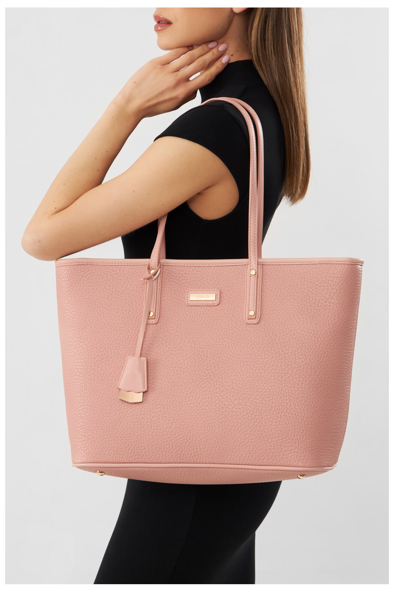 Kézitáska Quazi MQS-B-001-05 VILÁGOS RÓZSASZÍN