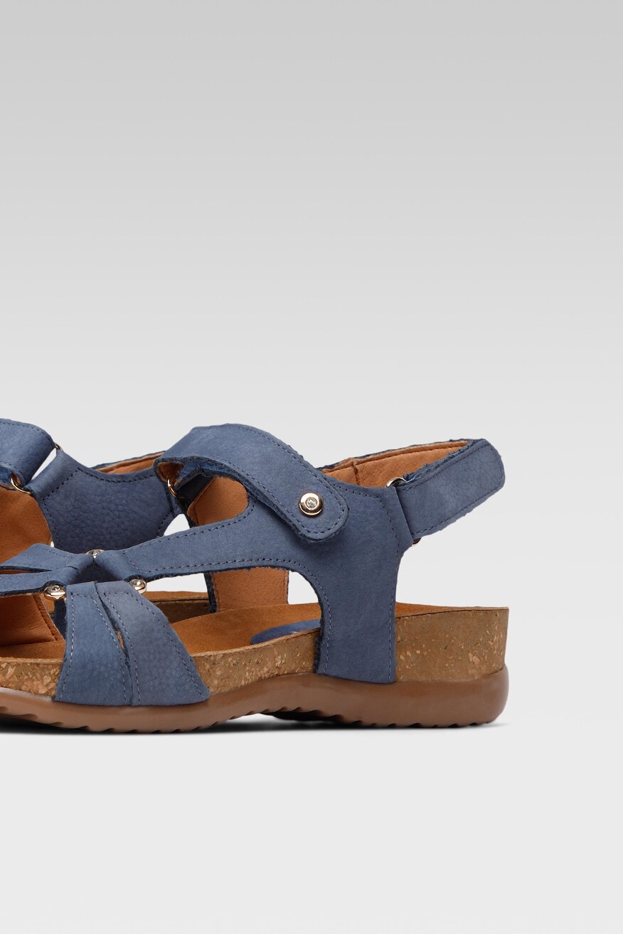 
                Go Soft - Skórzane sandały jeansowe - 5904248738624