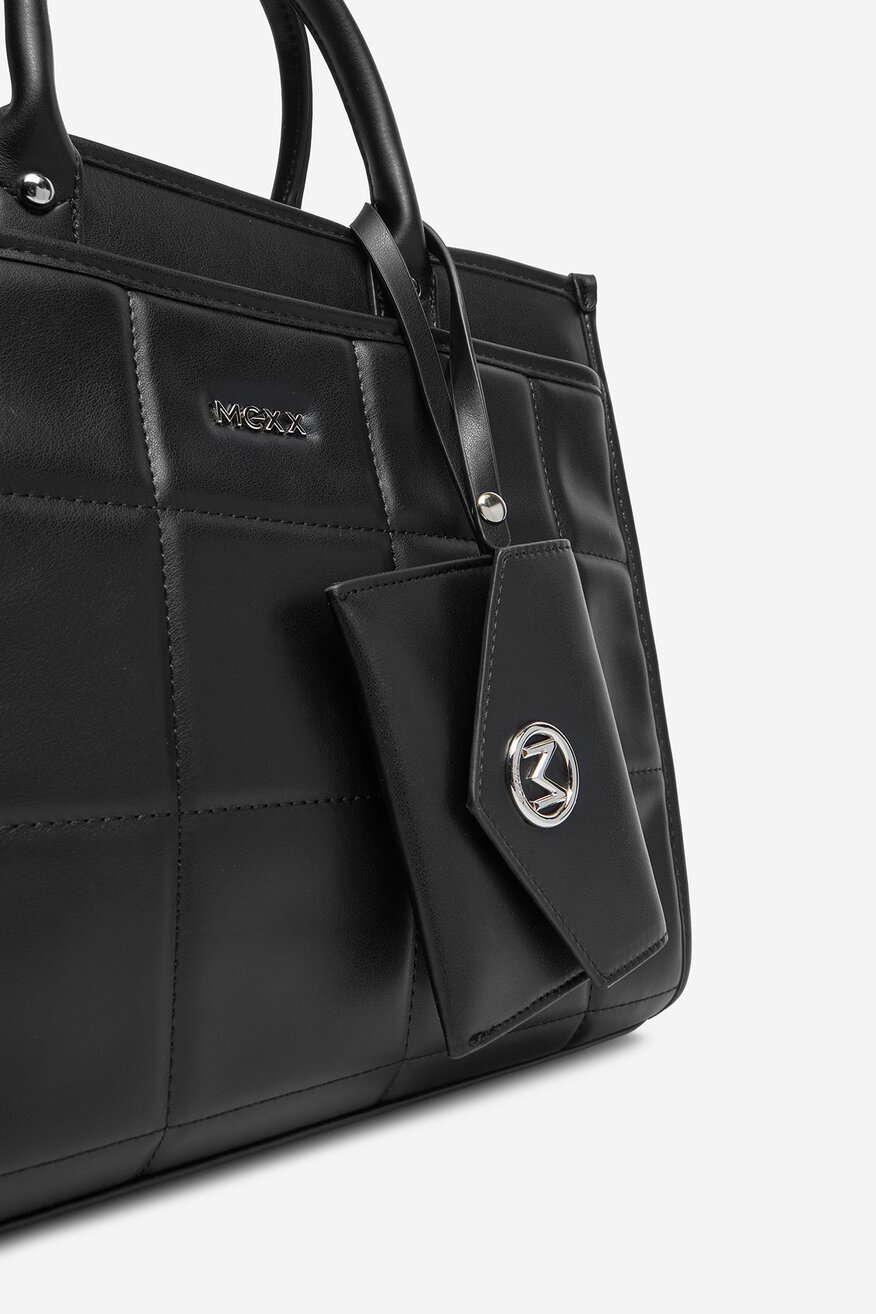 
                Kézitáska Mexx FEKETE - 5906751272107