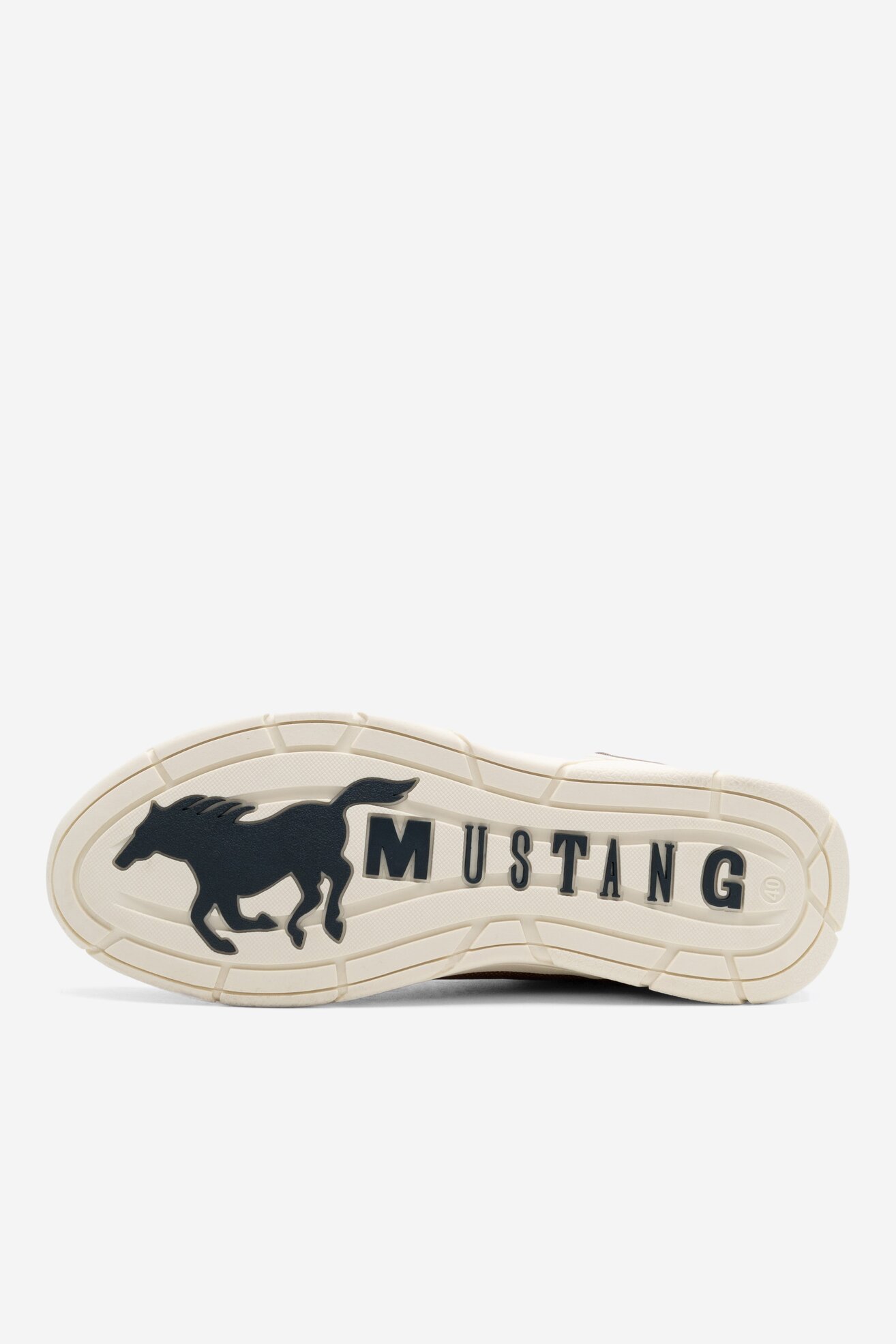 Sneakers Mustang 4138-309 Brązowy