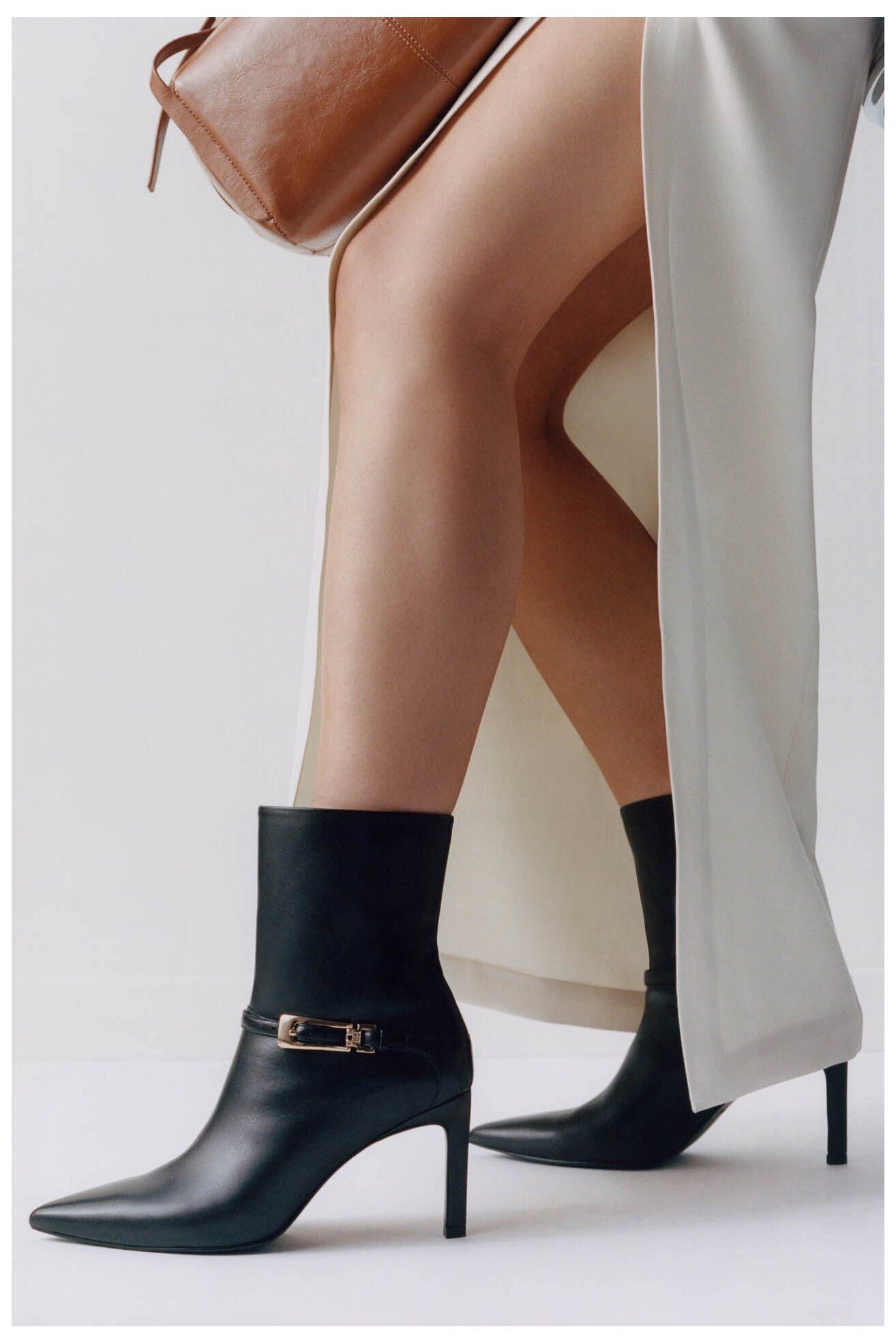 Botki Gino Rossi FLORIA-116035 Czarny