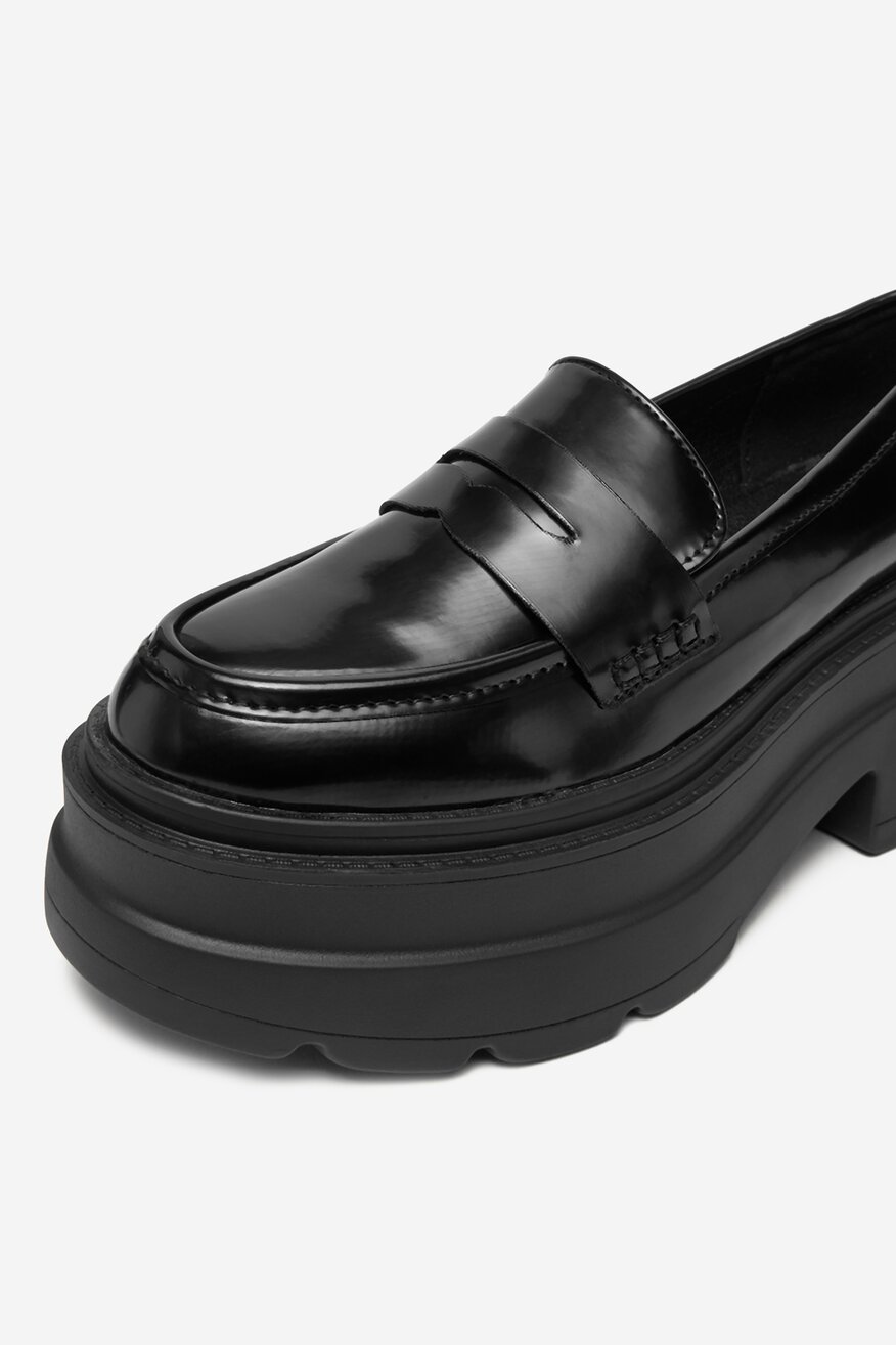 DeeZee - Loafersy - 5906751137062