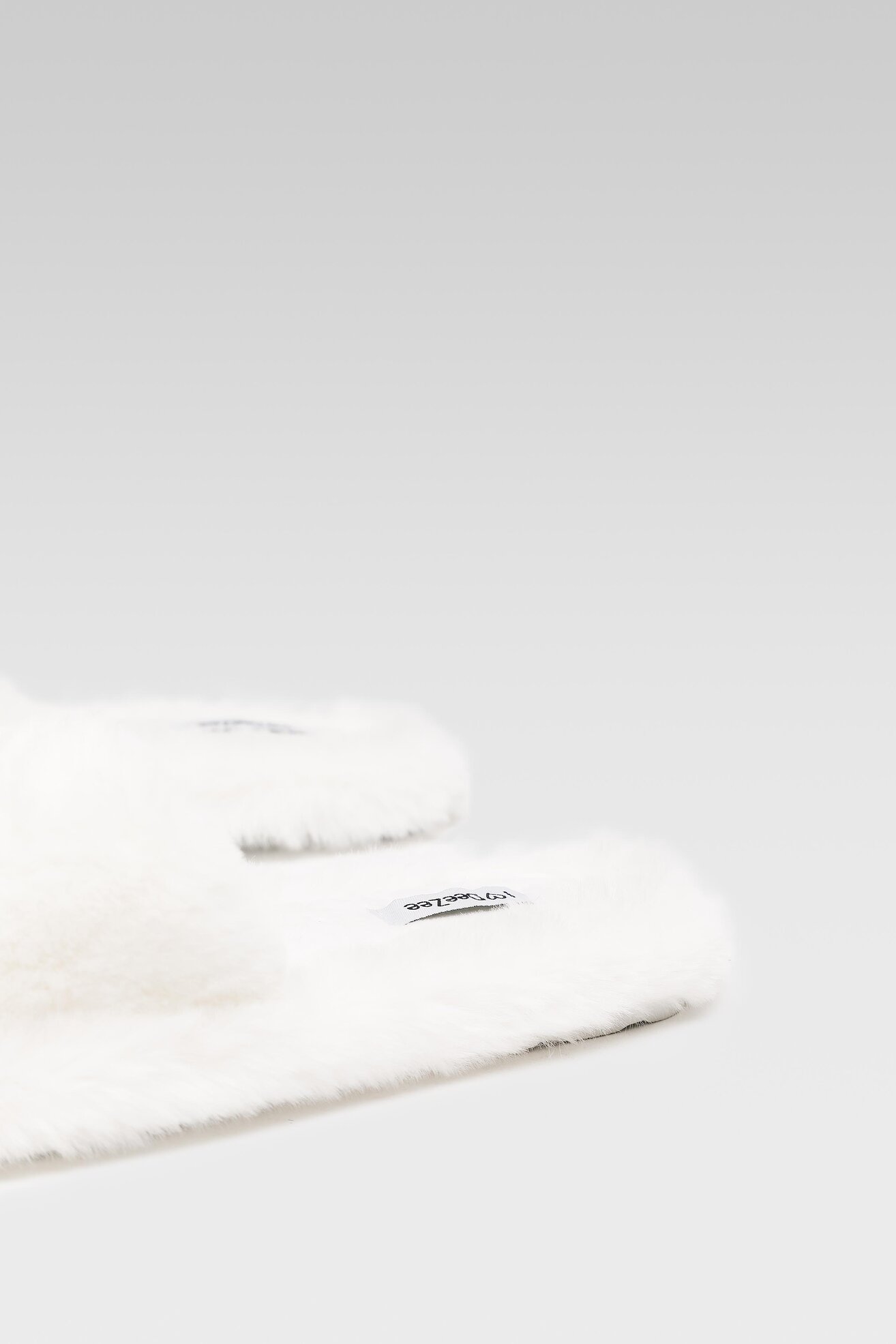 Kapcie DeeZee BZ-X-4001 Biały