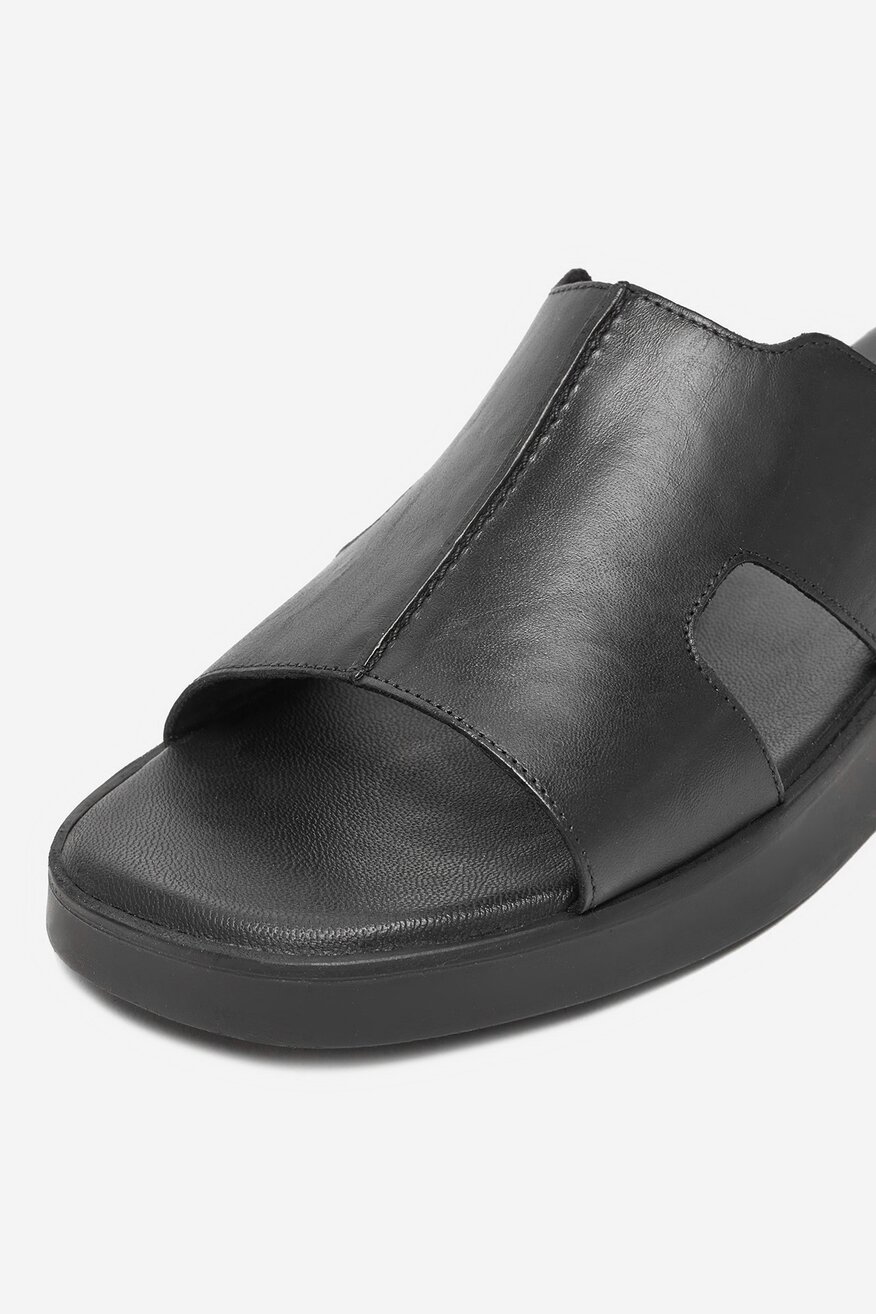 
                Lasocki - Klapki skórzane - 5904862334783