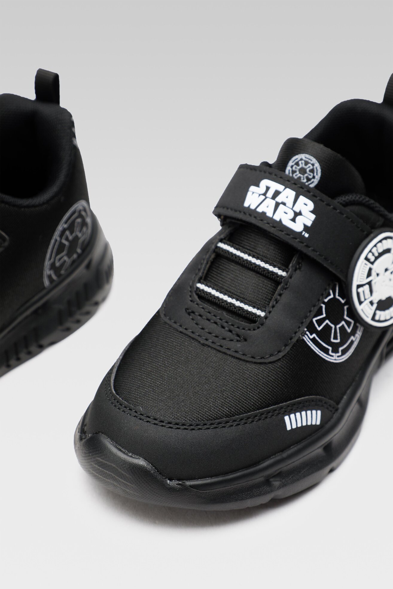Obuwie sportowe Star Wars CP76-AW22-014LC Czarny
