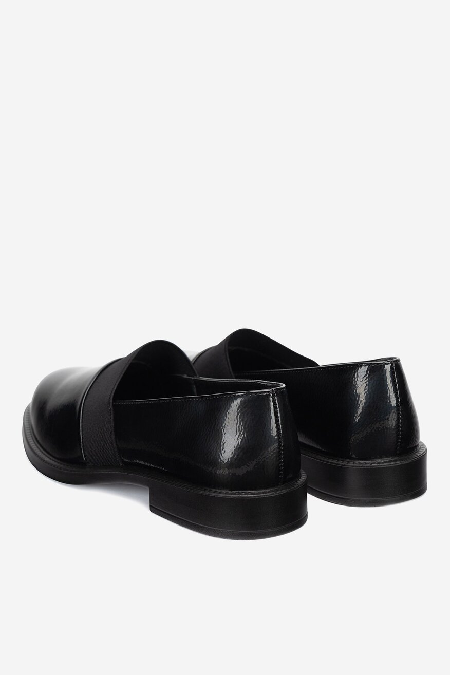 
                Clara Barson - Lordsy lakierowane - 5905588715542