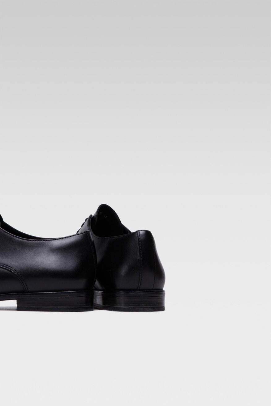 
                Lasocki - Półbuty skórzane - 5904248982812