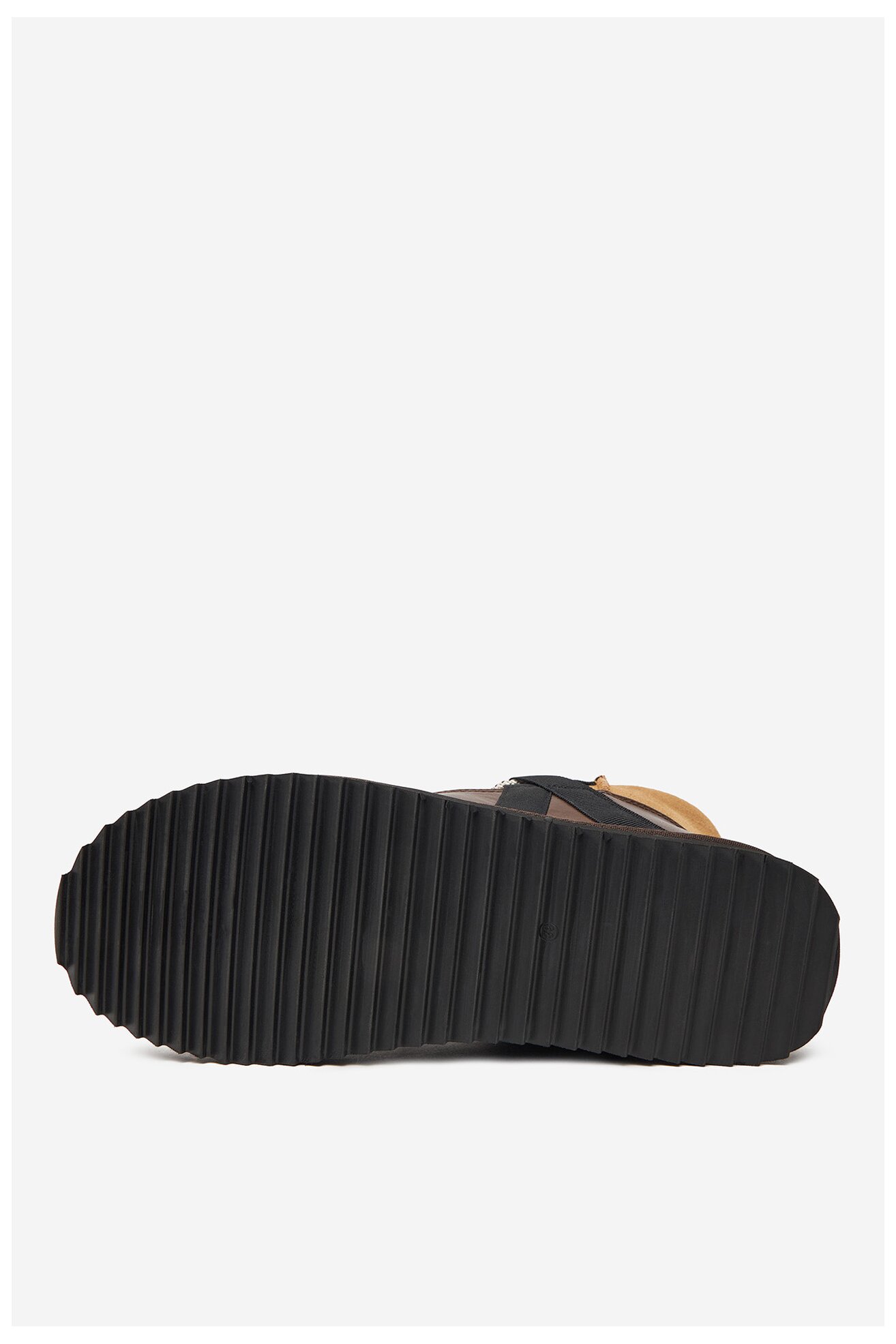 Ghete DeeZee DZN-024 MARO