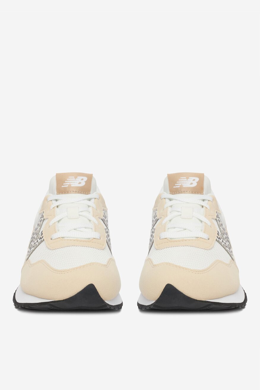 
                Спортни обувки New Balance БЕЖОВ - 5906751852279